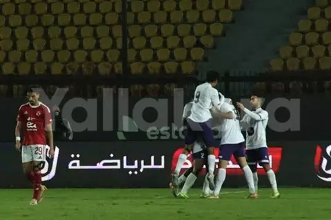 كان ضمن "التجربة التشيكية".. لماذا لم يحتفل مهاجم الاتصالات بهدفه أمام الأهلي؟ (فيديو)